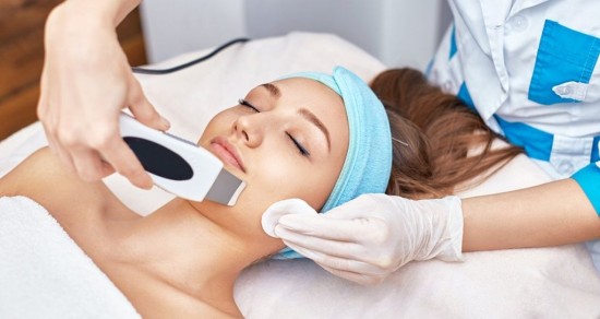 Ультразвуковая чистка лица